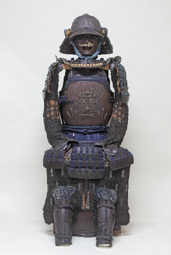 黒漆塗仏二枚胴具足